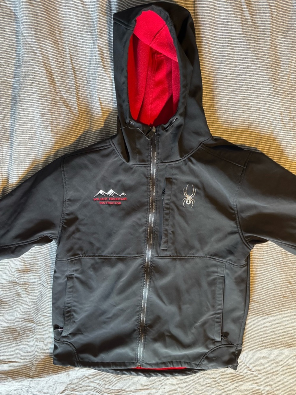 Spyder Black Jacket with Red fleece Lining Ski & Snowboard Hooded Coat